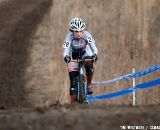 Tamara Cabalu climbs the hill on her way to 15th place. © Cyclocross Magazine